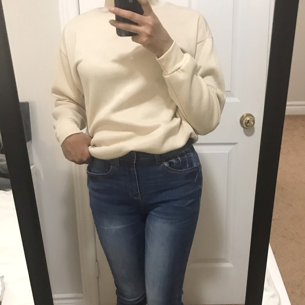 Unisex Beige Long Sleeve Comfy Sweatshirt